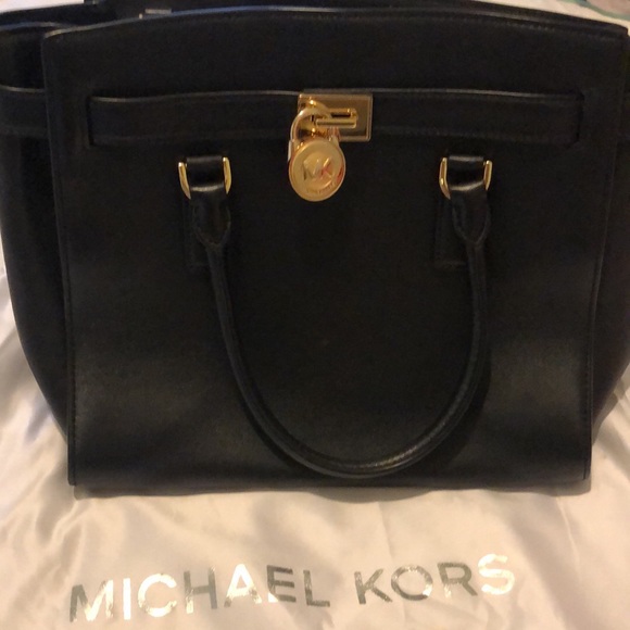Michael Kors Purse - Picture 1 of 4